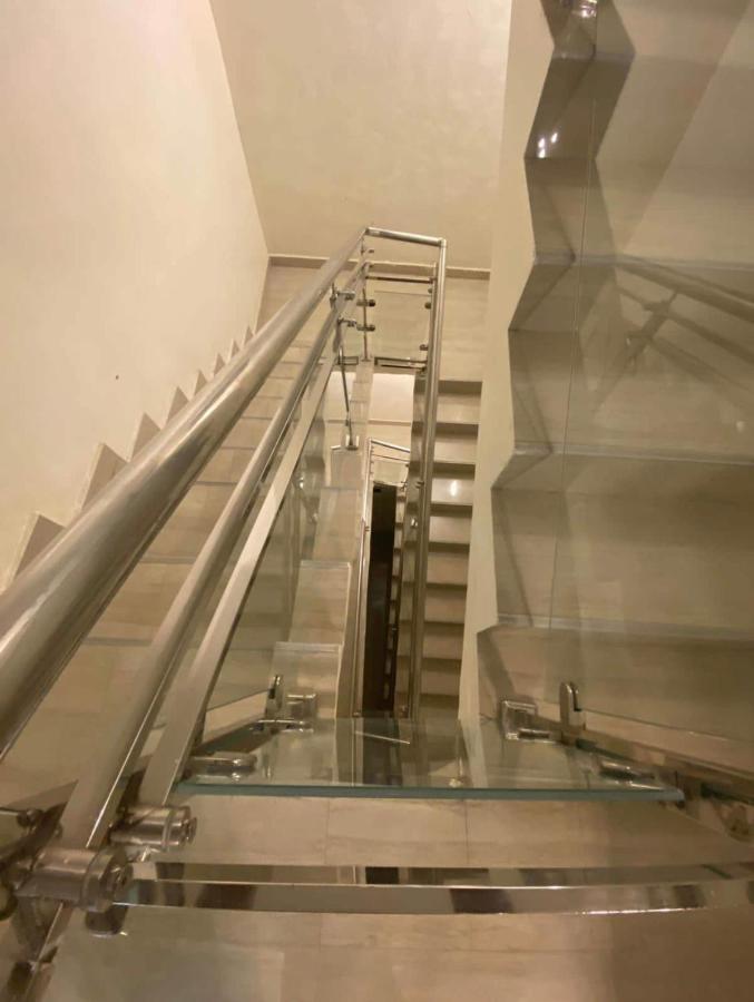Appartement Luxe Idealement Situe A Dakar Luaran gambar