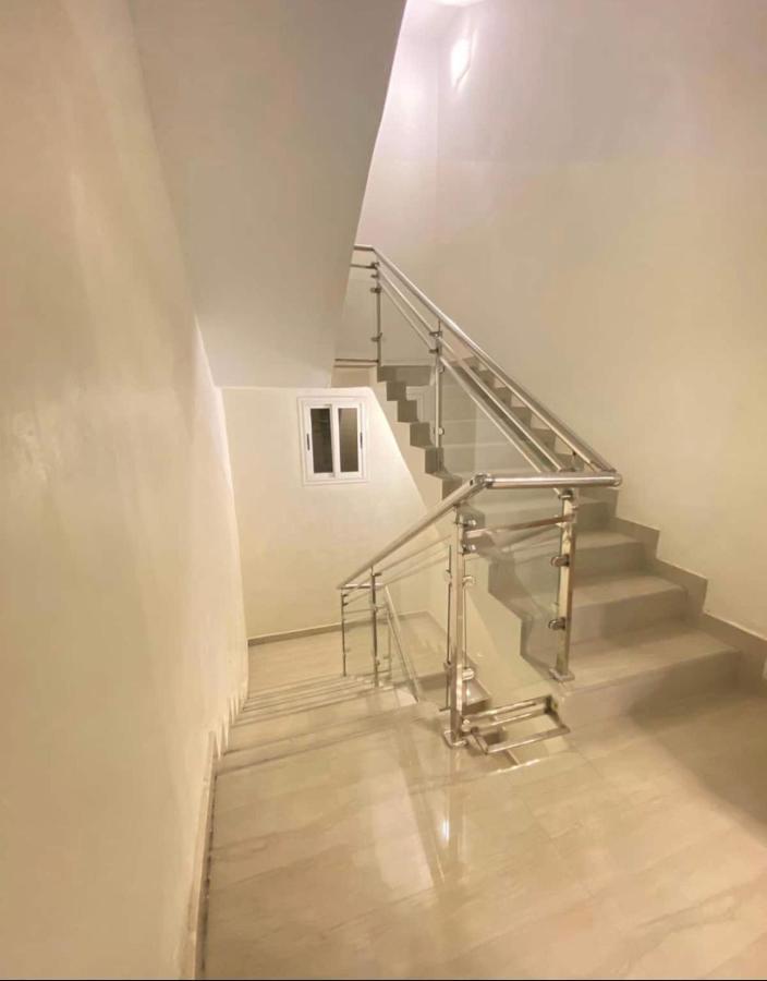 Appartement Luxe Idealement Situe A Dakar Luaran gambar